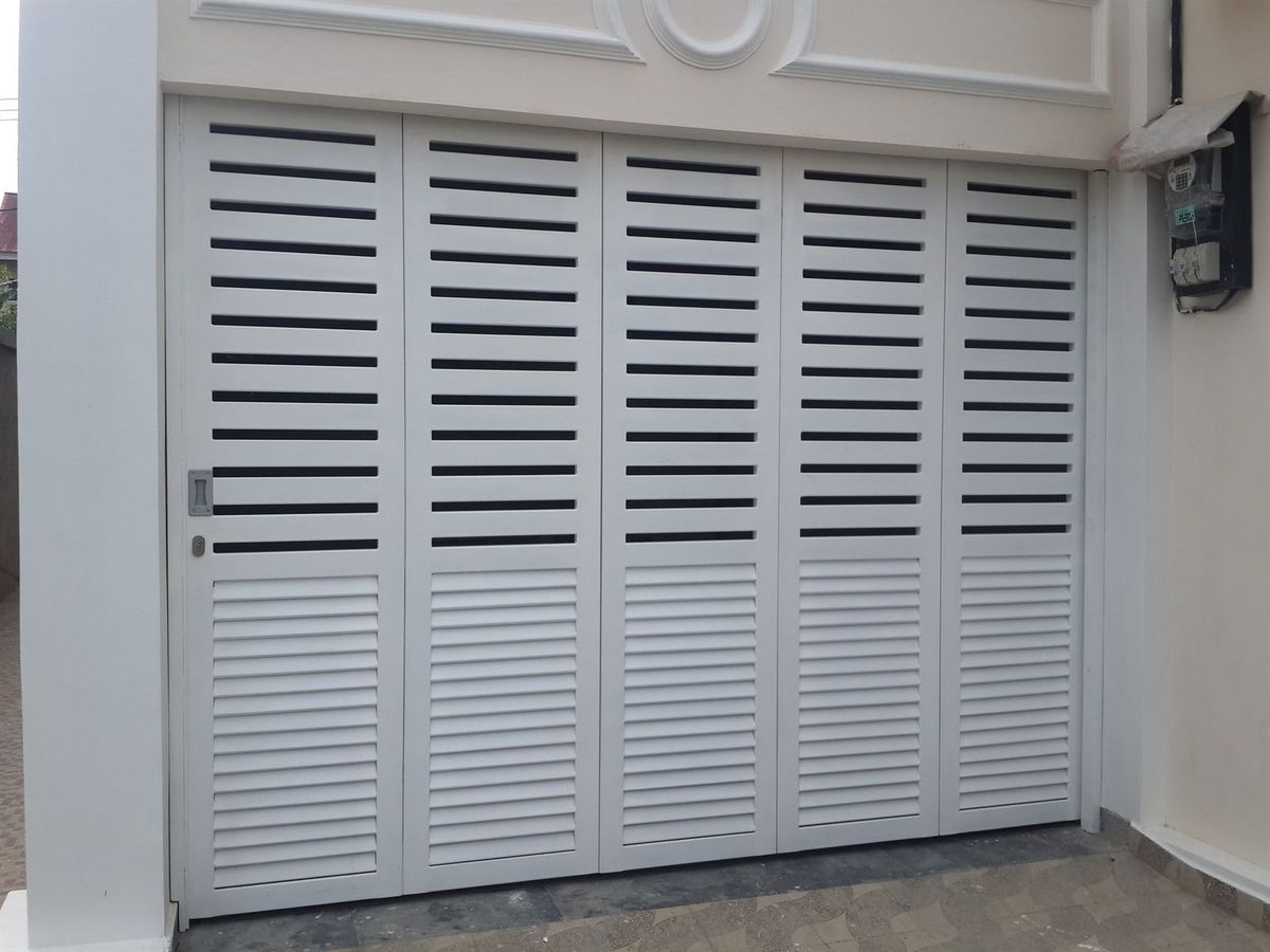 Pintu Garasi - Dokumentasi Proyek